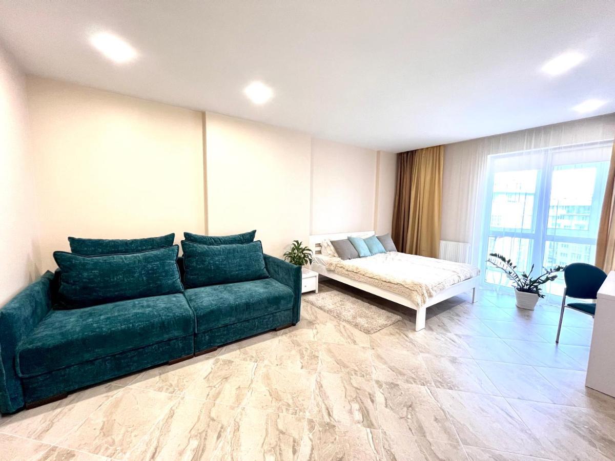 Osapart Romantic Apartment In The Complex Great Britain Liov Exterior foto