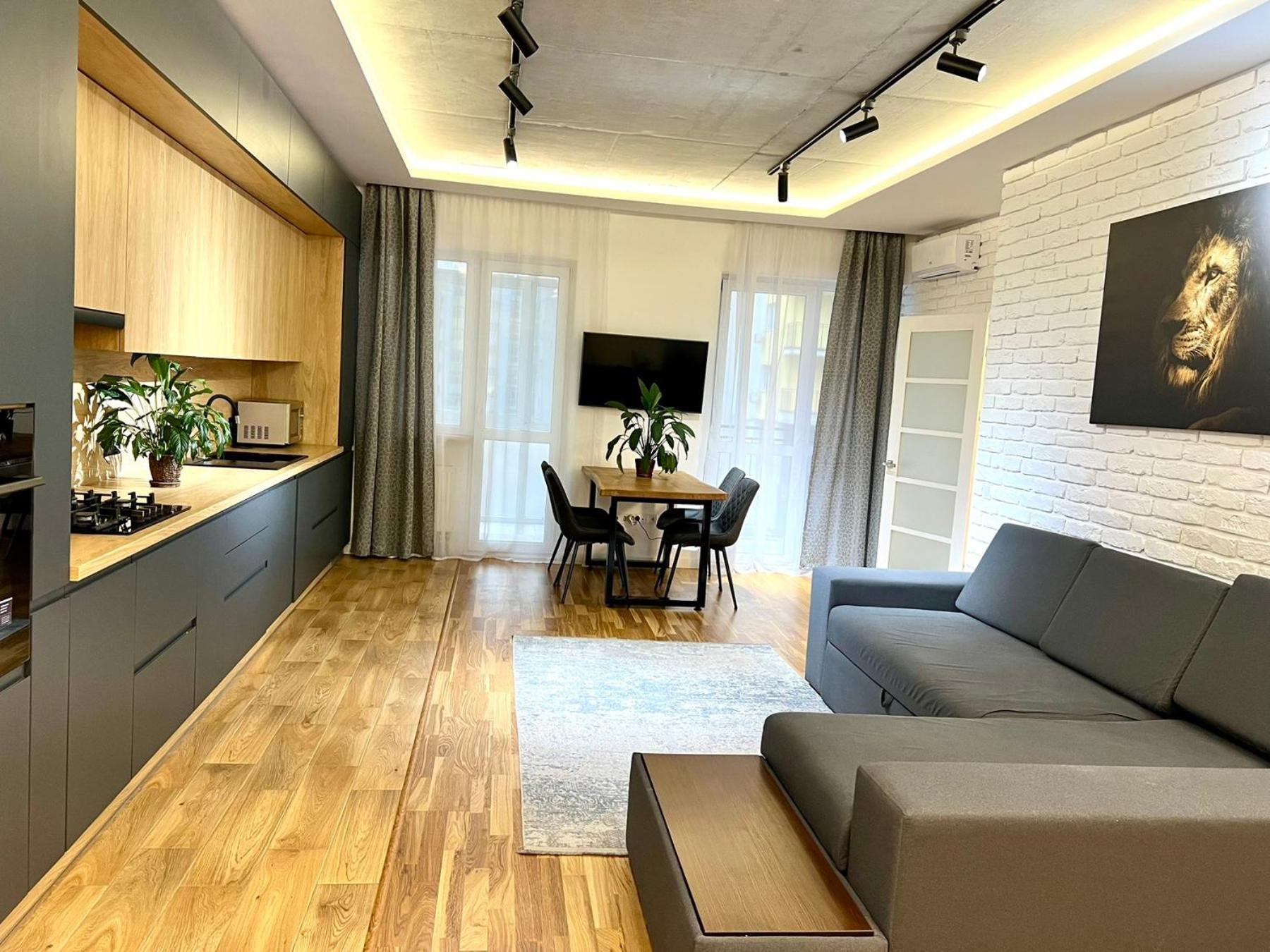 Osapart Romantic Apartment In The Complex Great Britain Liov Exterior foto