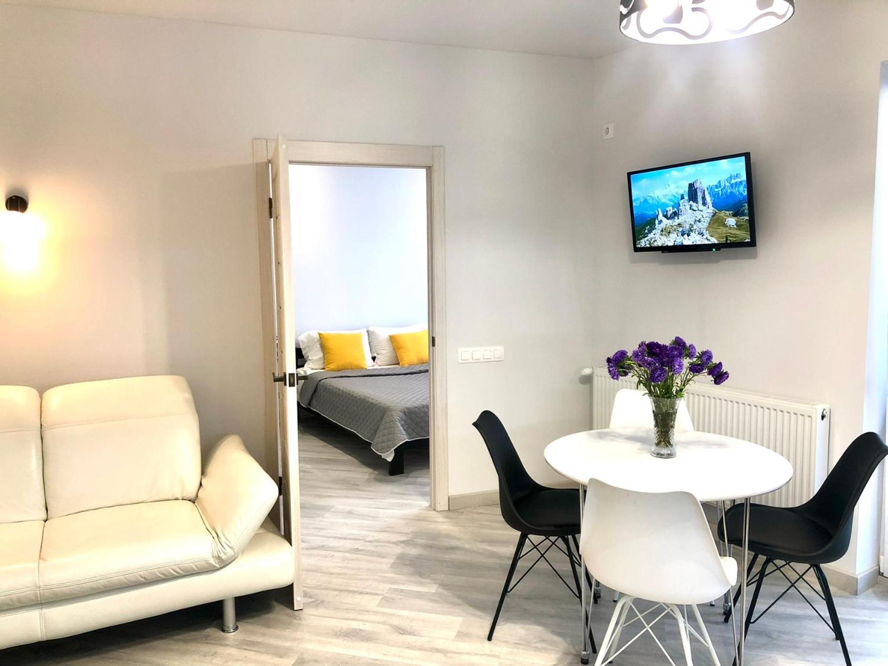 Osapart Romantic Apartment In The Complex Great Britain Liov Exterior foto