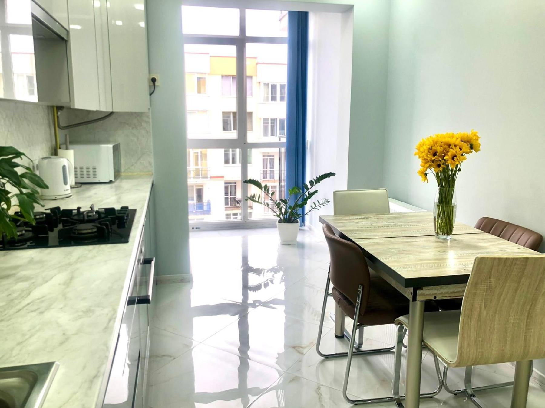 Osapart Romantic Apartment In The Complex Great Britain Liov Exterior foto