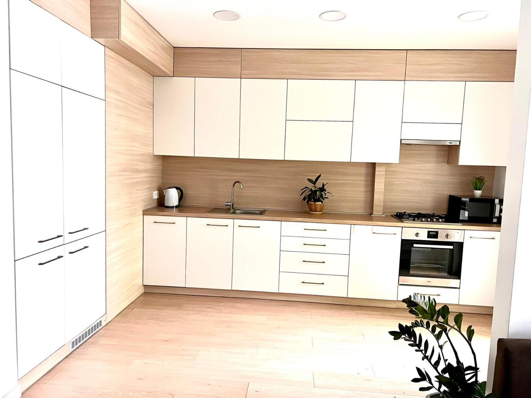 Osapart Romantic Apartment In The Complex Great Britain Liov Exterior foto