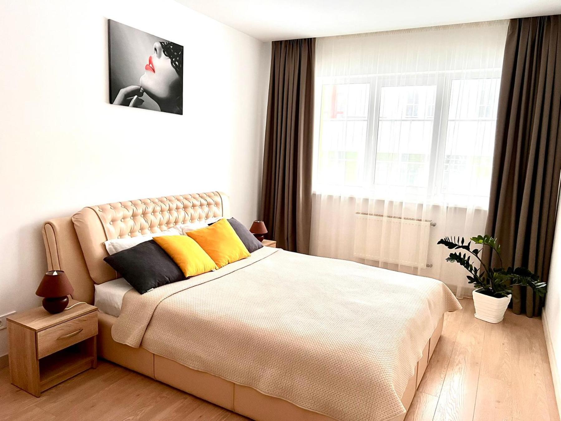 Osapart Romantic Apartment In The Complex Great Britain Liov Exterior foto